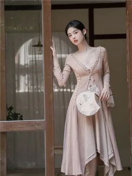 Suspender 2023 שמלה חדשה בסגנון סיני הלאומי סגנון החליפה אביב נשים הנישה של עיצוב נסיעות ללבוש נשים