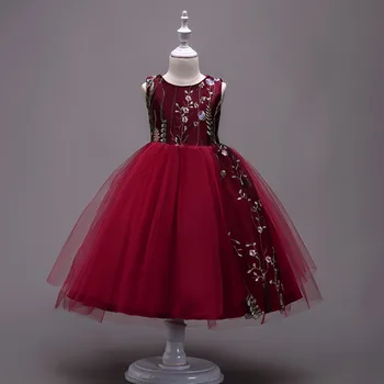 אירופאי ואמריקאי שרוולים בנות שמלה רקומה חצאית קטנה מארח ביצועים השמלה ילדים שמלה חצאית נסיכה